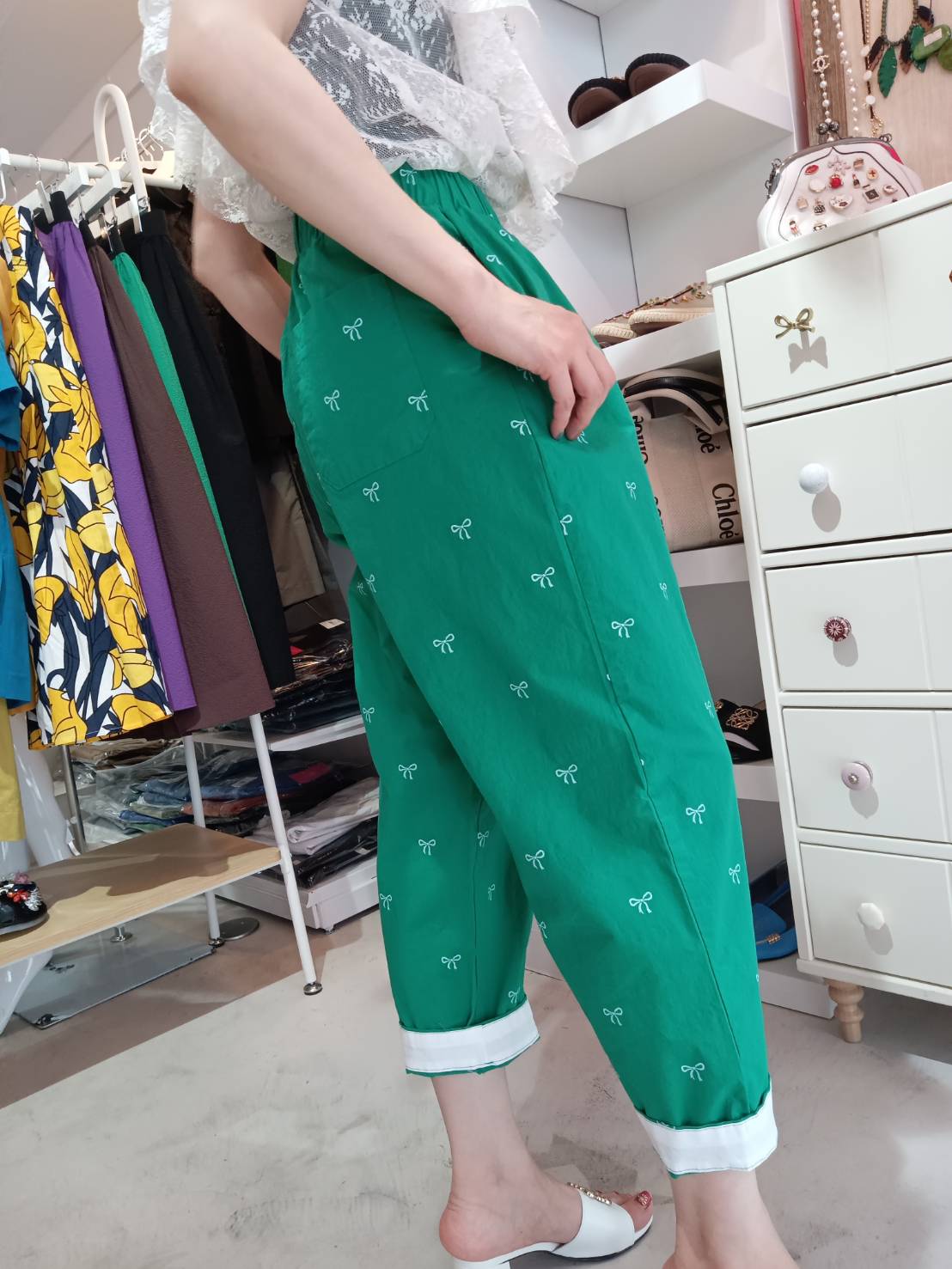 リポンモチーフパンツ